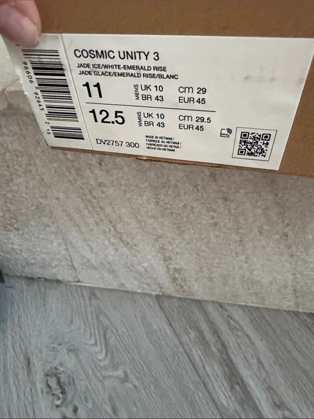 Nike Cosmic Unity 3 men's sneakers new in box no lid size 11